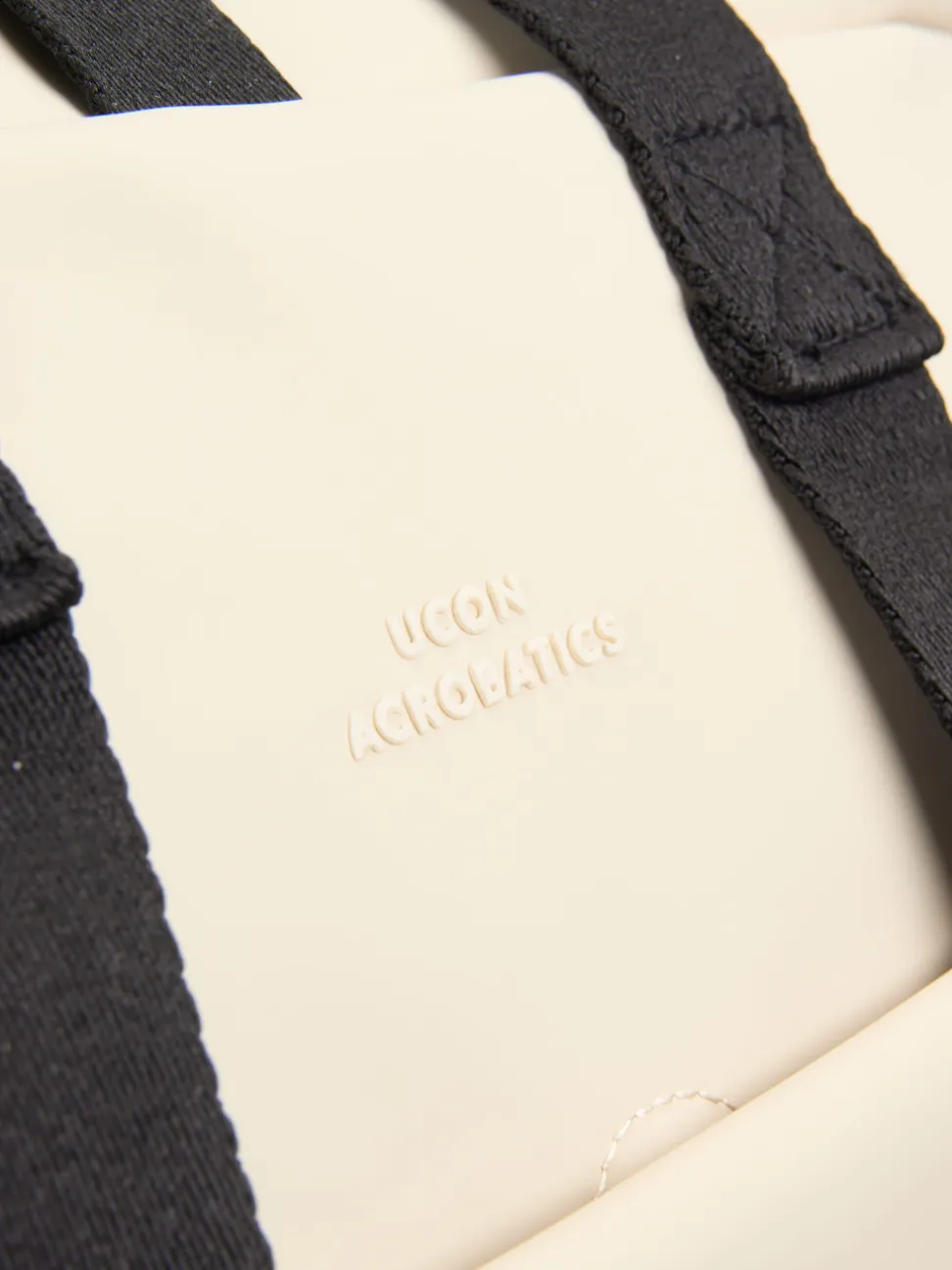 Ucon Acrobatics – Rolltop-Rucksack aus Textil beige