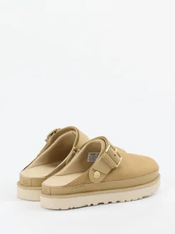 UGG – Clogs aus Nubukleder in Sandbeige