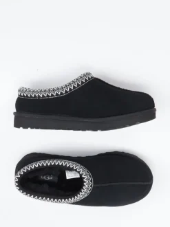 UGG – Hausschuh aus Veloursleder schwarz