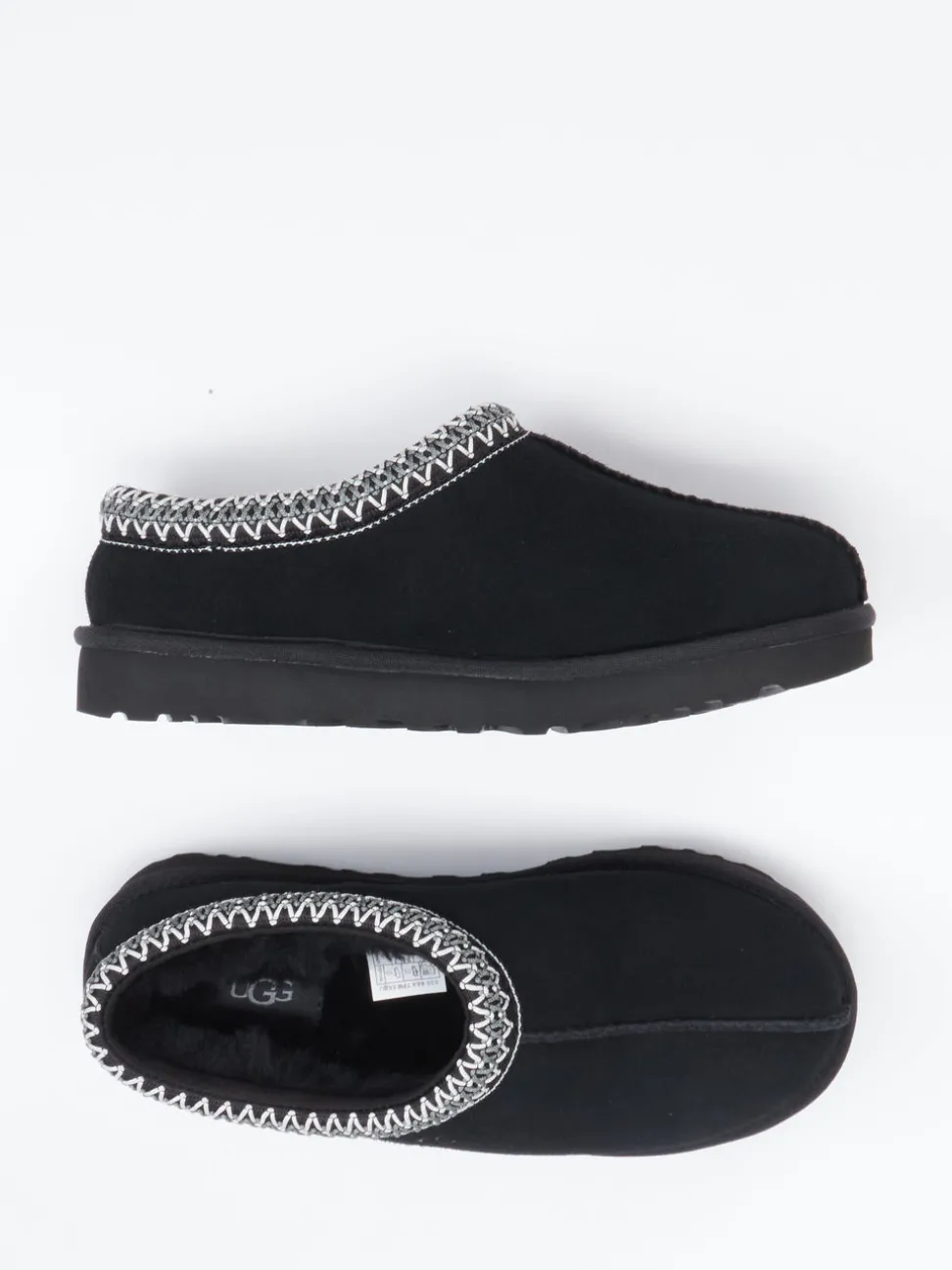 UGG – Hausschuh aus Veloursleder schwarz