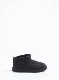 UGG – Lammfell-Boots aus Veloursleder schwarz