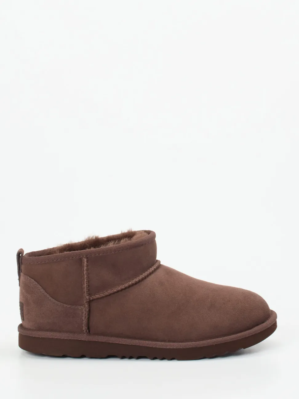 UGG – Lammfell-Boots aus Veloursleder schokobraun