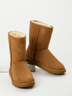 UGG – Lammfell-Boots aus Veloursleder cognacfarben