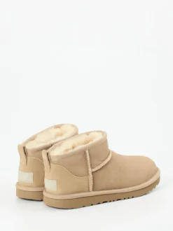 UGG – Lammfell-Boots aus Veloursleder beige