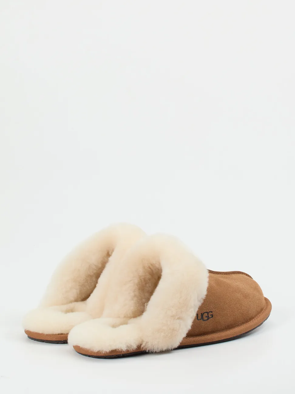 UGG – Lammfell-Hausschuh aus Veloursleder braun