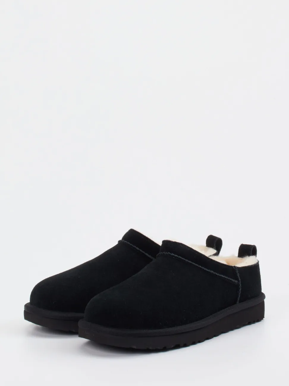UGG – Lammfell-Slipper aus Veloursleder schwarz