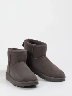 UGG – Lammfell-Stiefelette aus Veloursleder grau