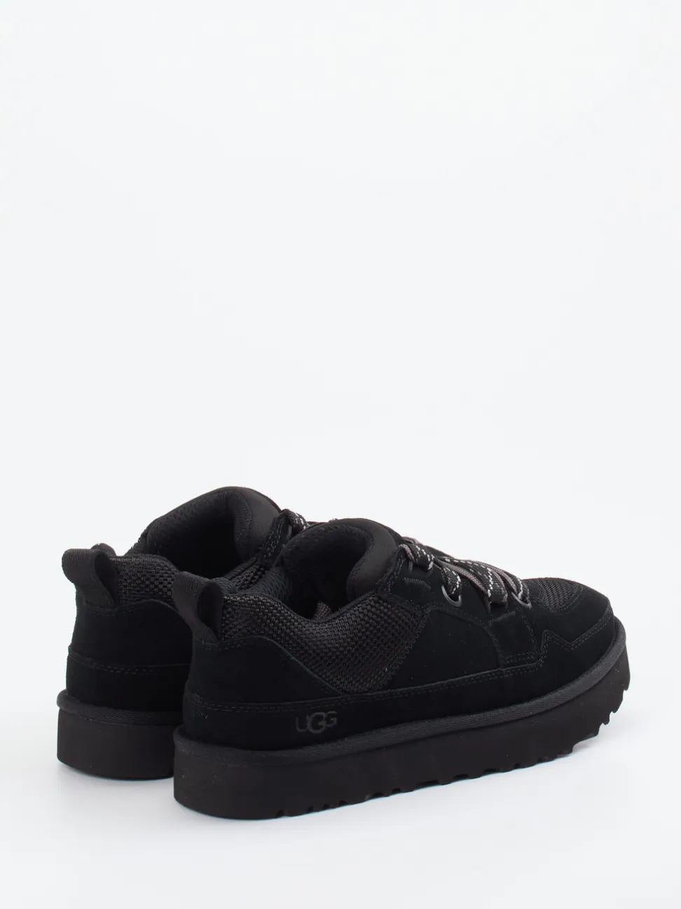 UGG – Low-Top Sneaker aus Veloursleder Schwarz