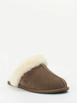 UGG – Pantoffeln aus Veloursleder mit Lammfellfutter