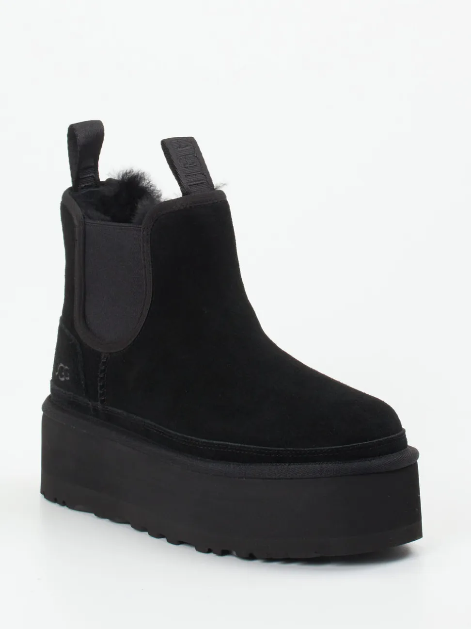 UGG – Plateau-Chelsea Boots aus Veloursleder Schwarz