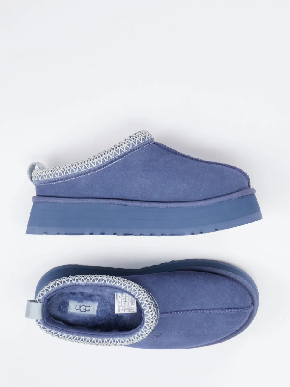 UGG – Plateau-Hausschuh aus Veloursleder in Blau