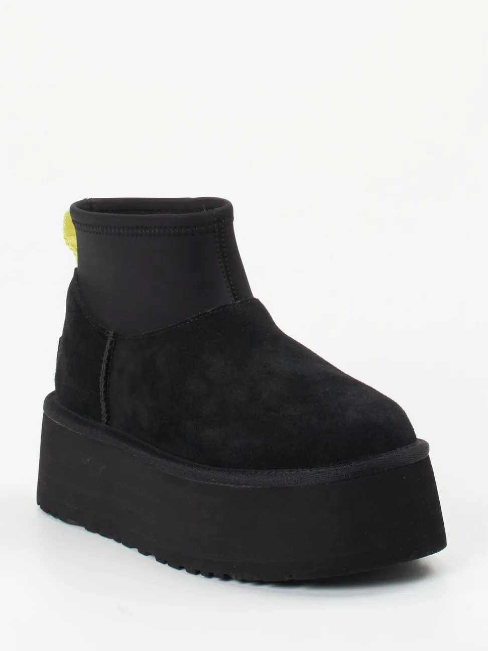 UGG – Plateau-Stiefelette aus Veloursleder Schwarz