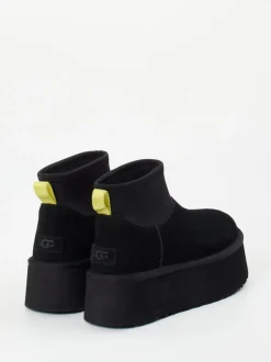 UGG – Plateau-Stiefelette aus Veloursleder Schwarz