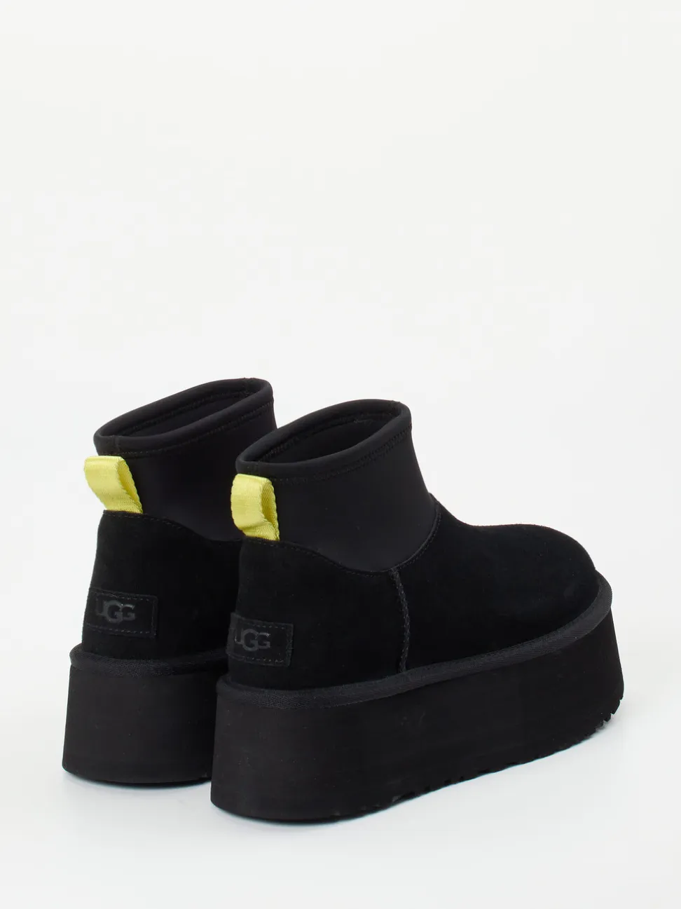 UGG – Plateau-Stiefelette aus Veloursleder Schwarz