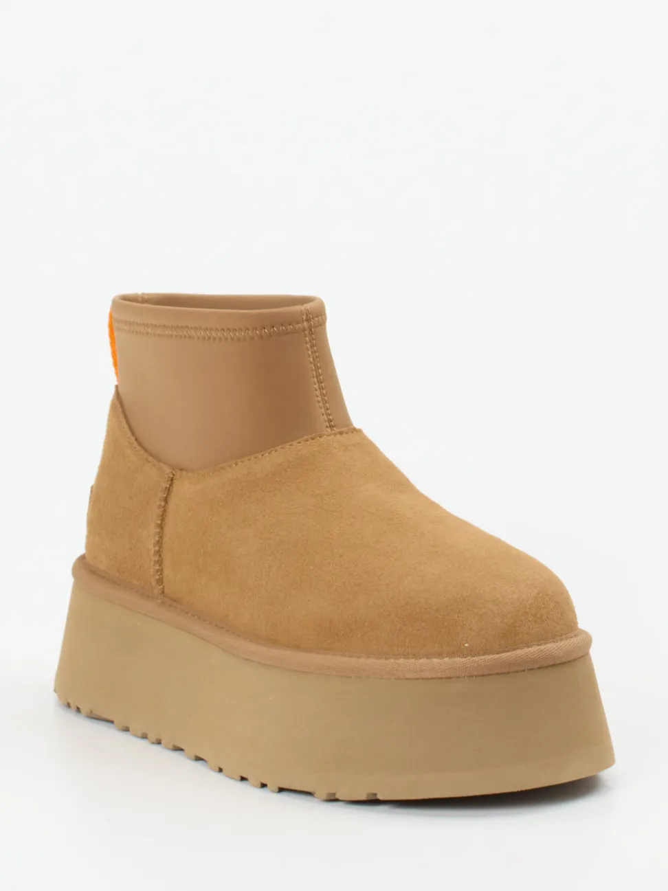 UGG – Plateau-Stiefelette aus Veloursleder Karamell
