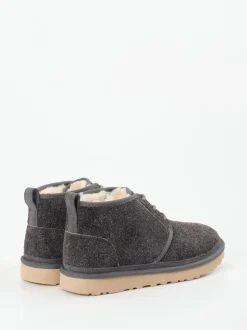 UGG – Schnürboots aus Veloursleder anthrazitgrau