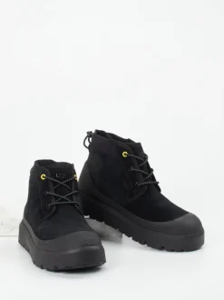 UGG – Schnürboots aus Veloursleder Schwarz