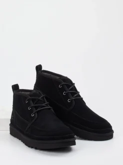 UGG – Schnürboots aus Veloursleder schwarz