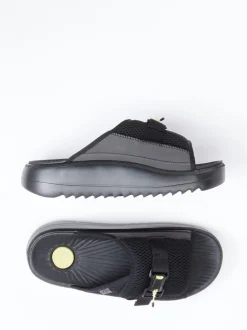 UGG – Slides aus Textil mit Mesh und Neondetails