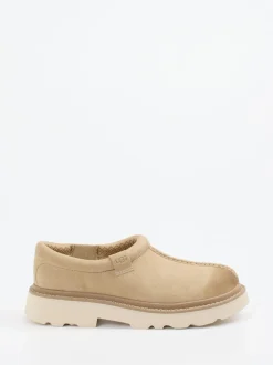 UGG – Slipper aus Veloursleder beigefarben