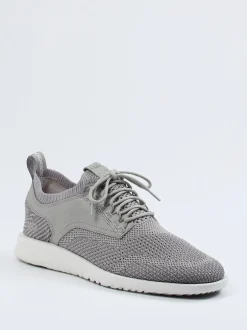 UGG – Sneaker aus Textil in Hellgrau