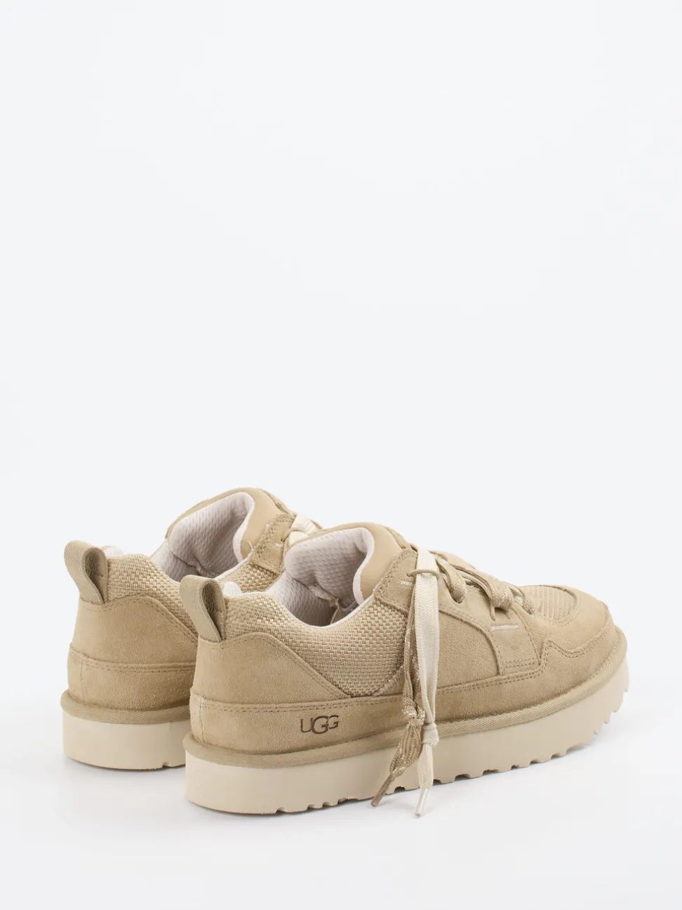 UGG – Sneaker aus Veloursleder und Mesh beige