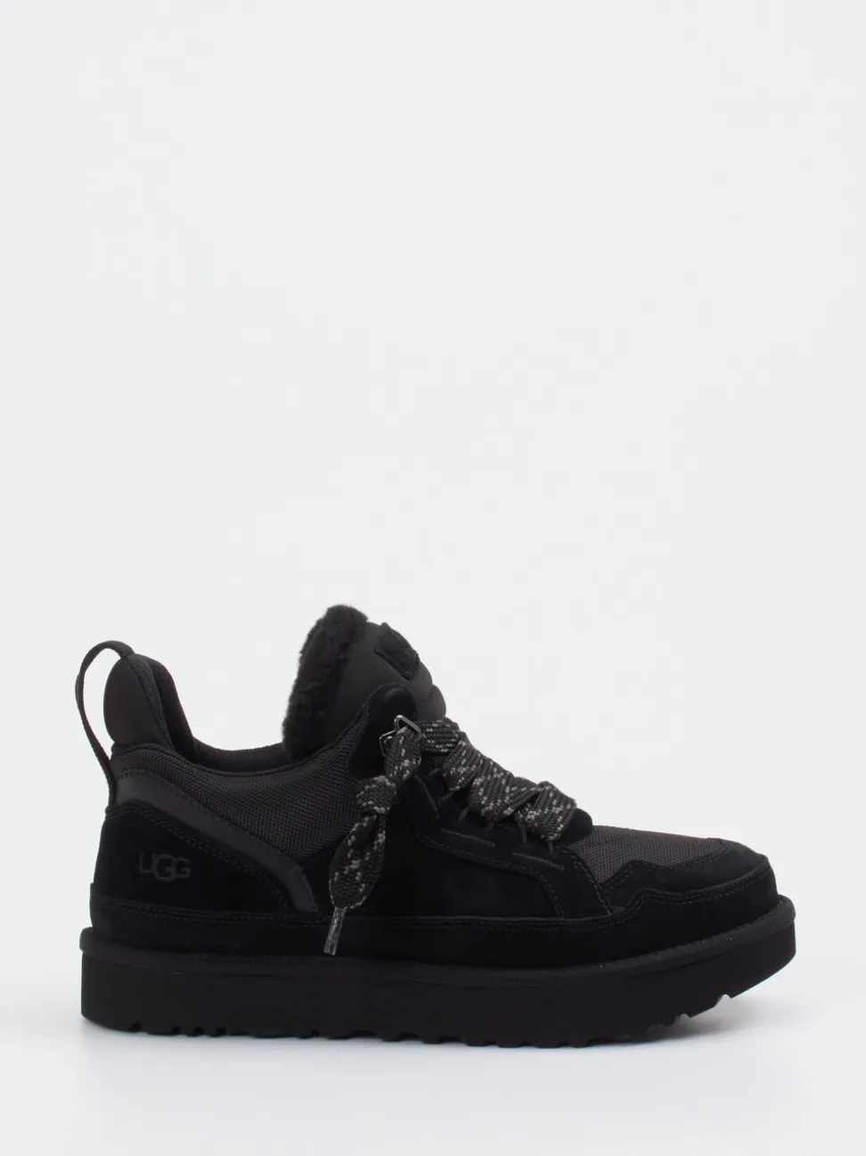 UGG – Sneaker aus Veloursleder schwarz gefüttert
