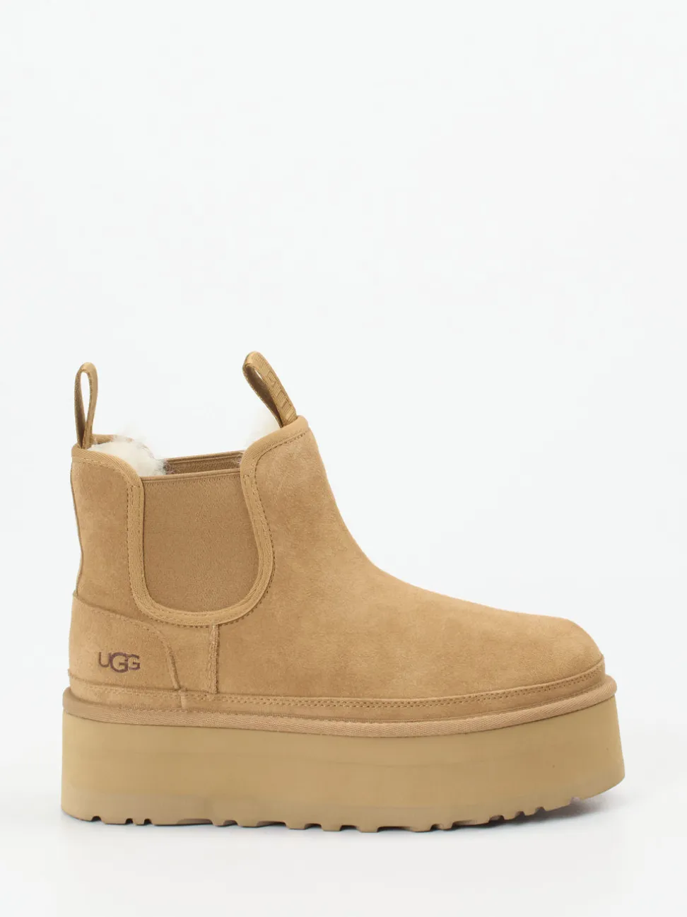UGG – Stiefelette aus Veloursleder sandbeige
