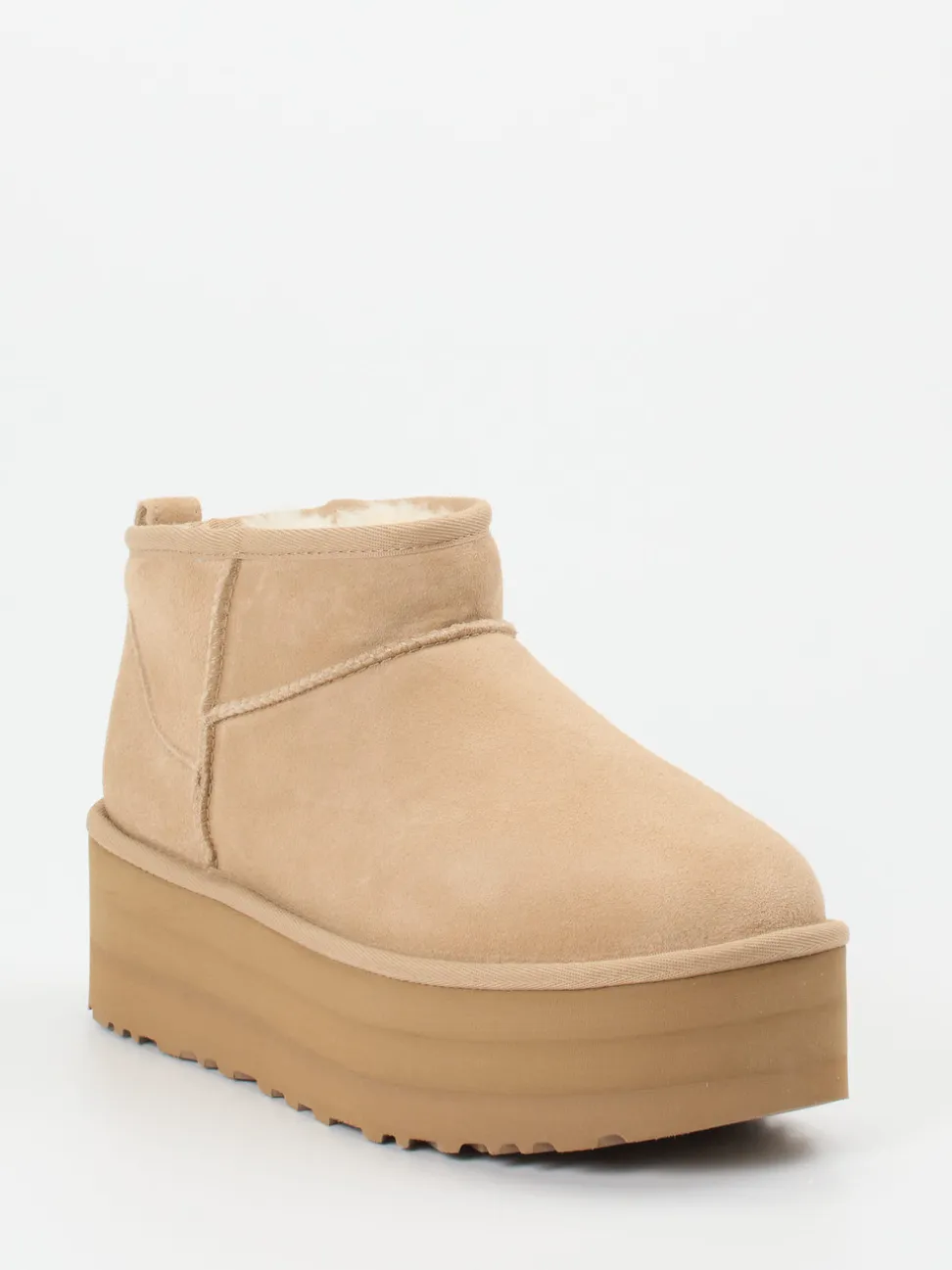 UGG – Stiefeletten aus Veloursleder in Beige