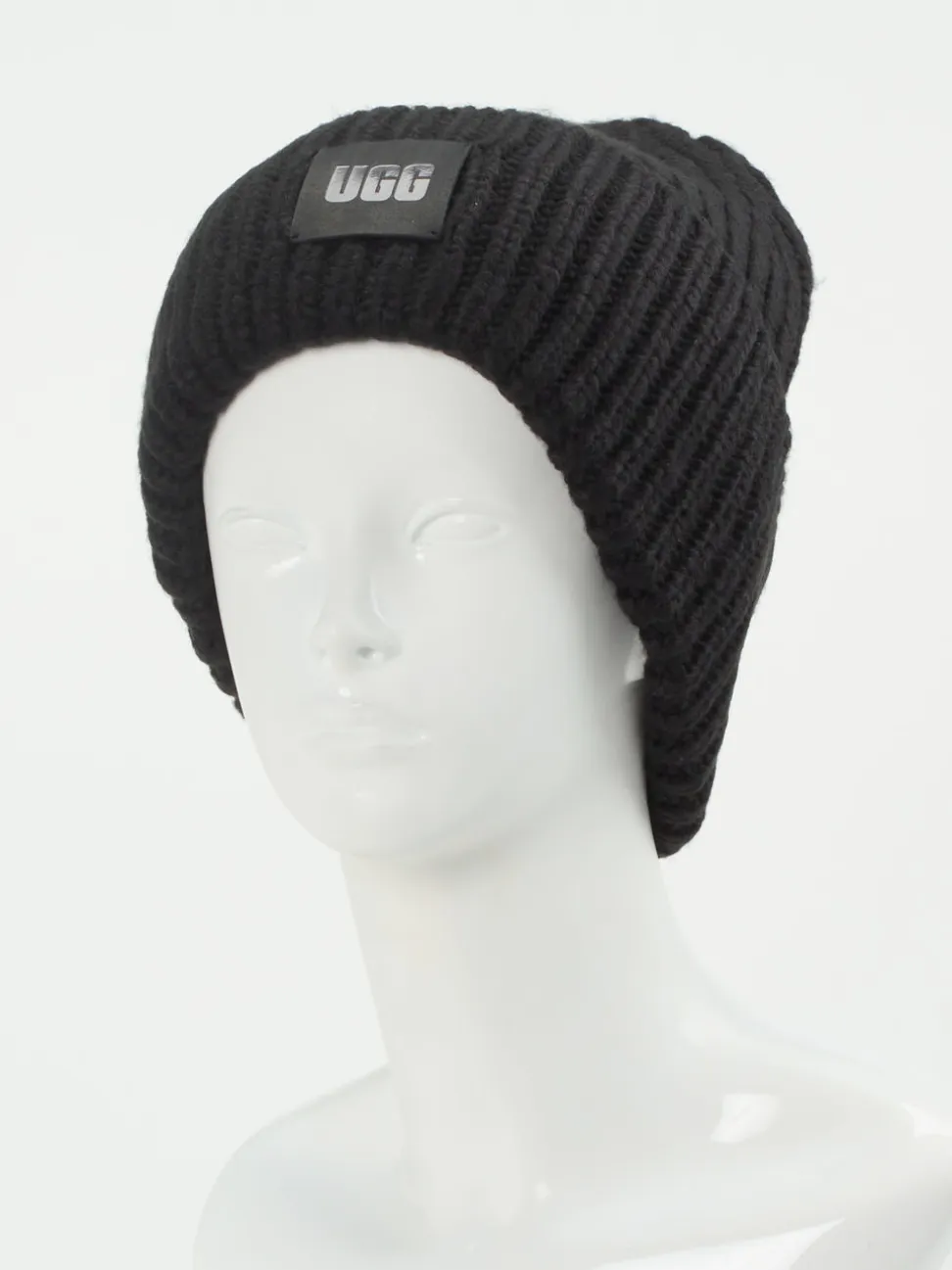 UGG – Strickmütze aus Textil in Schwarz