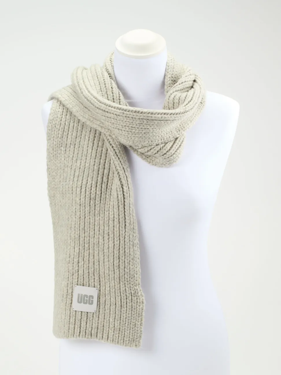 UGG – Strickschal aus Textil in Grobstrickoptik