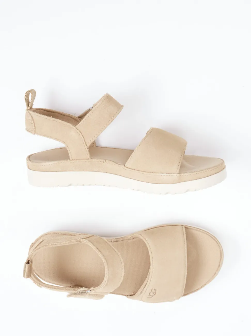 UGG – Trekkingsandale aus Veloursleder beige