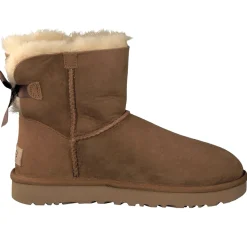 UGG – Winterboots aus Lammfell und Veloursleder braun