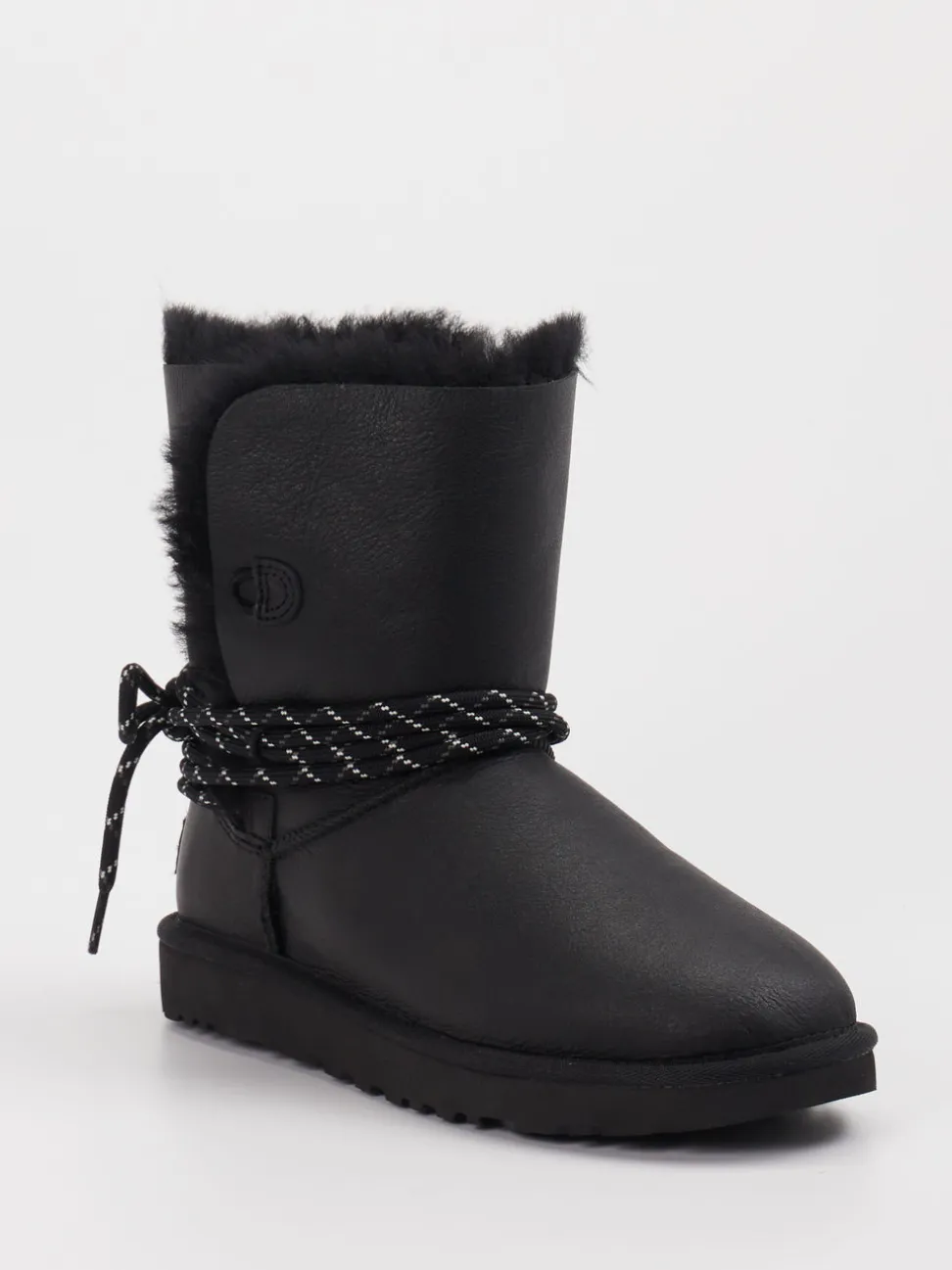 UGG – Winterboots aus Leder schwarz matt