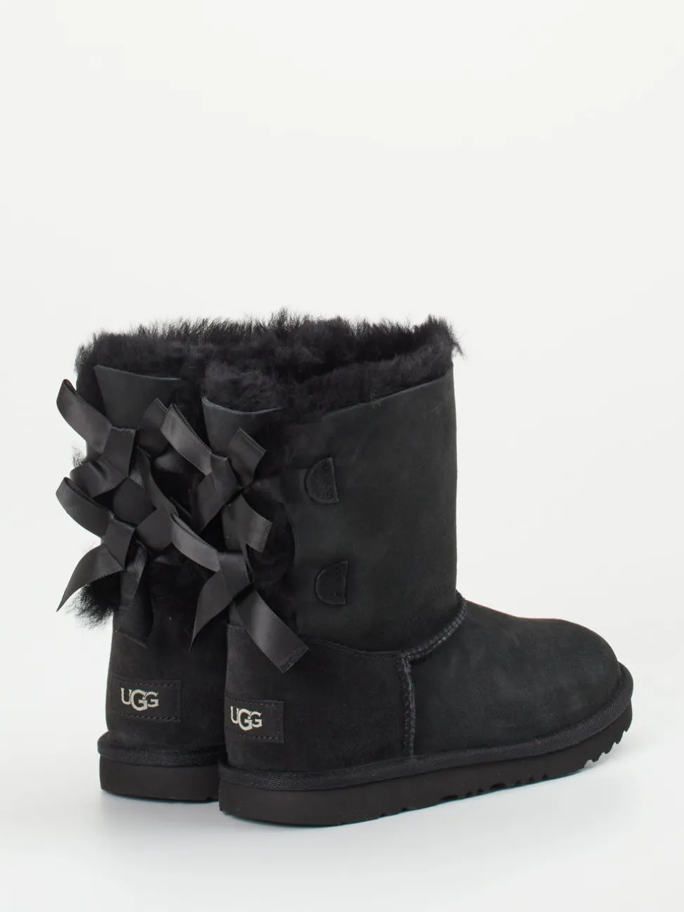 UGG – Winterboots aus Veloursleder Schwarz