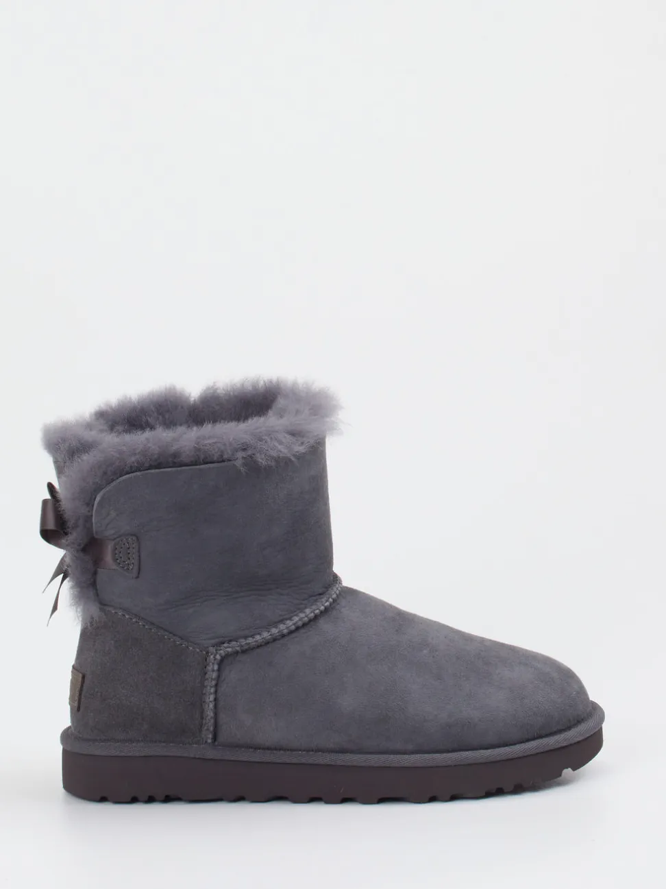UGG – Winterboots aus Veloursleder in Grau