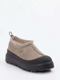 UGG – Winter-Slipper aus Veloursleder Taupe