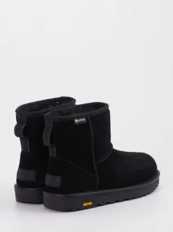UGG – Winter-Stiefelette aus Veloursleder schwarz