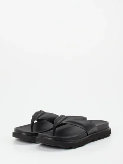 UGG – Zehentrenner aus Kalbleder schwarz