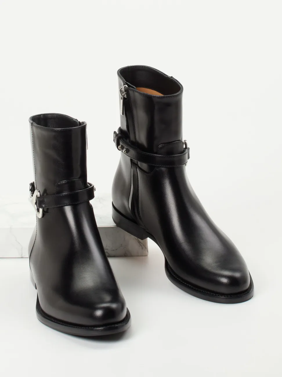 Unützer – Ankle Boots aus Kalbleder schwarz