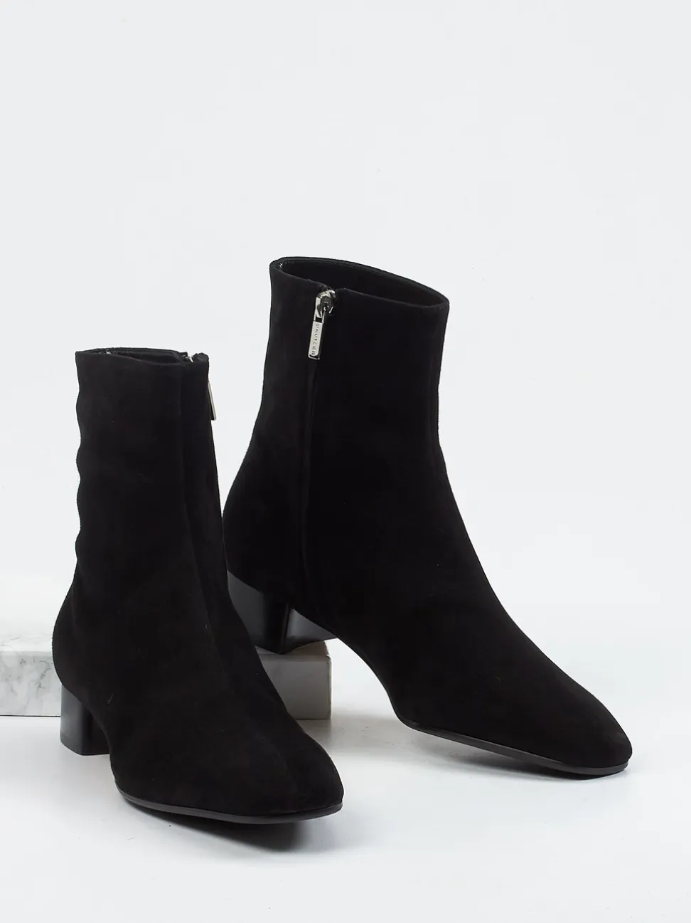 Unützer – Stiefeletten aus Veloursleder Schwarz
