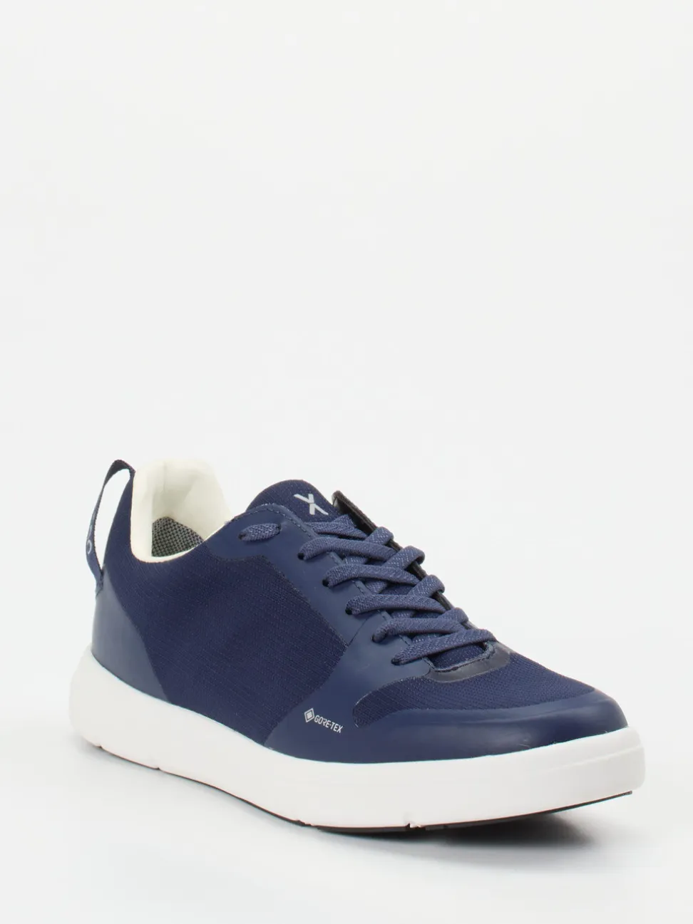 Vado – Sneaker aus Textil und Synthetik in Marineblau