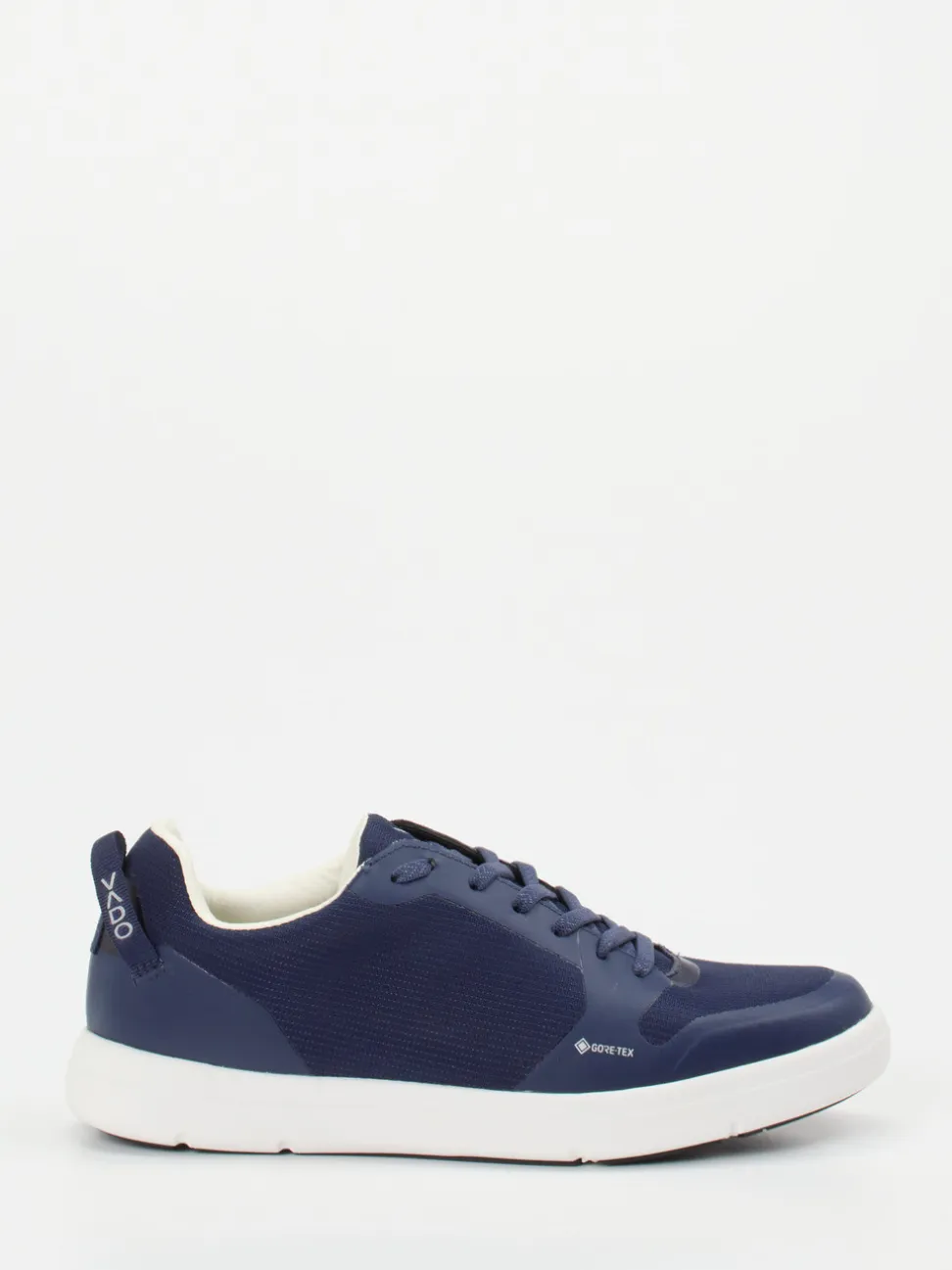 Vado – Sneaker aus Textil und Synthetik in Marineblau