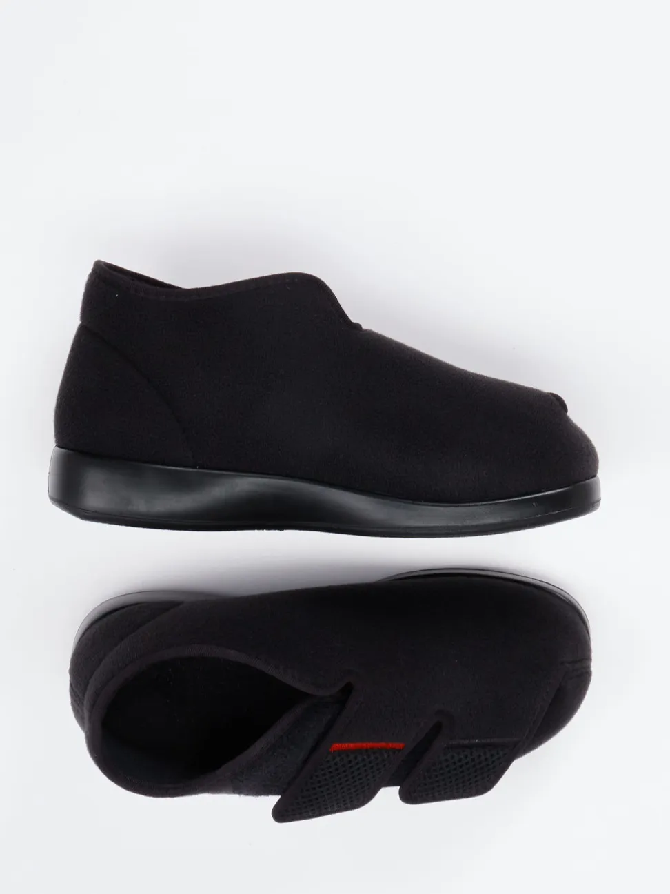 Varomed – Therapieschuh aus Textil in Schwarz