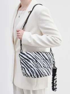 VeeCollective Berlin – Clutche & Abendtasche