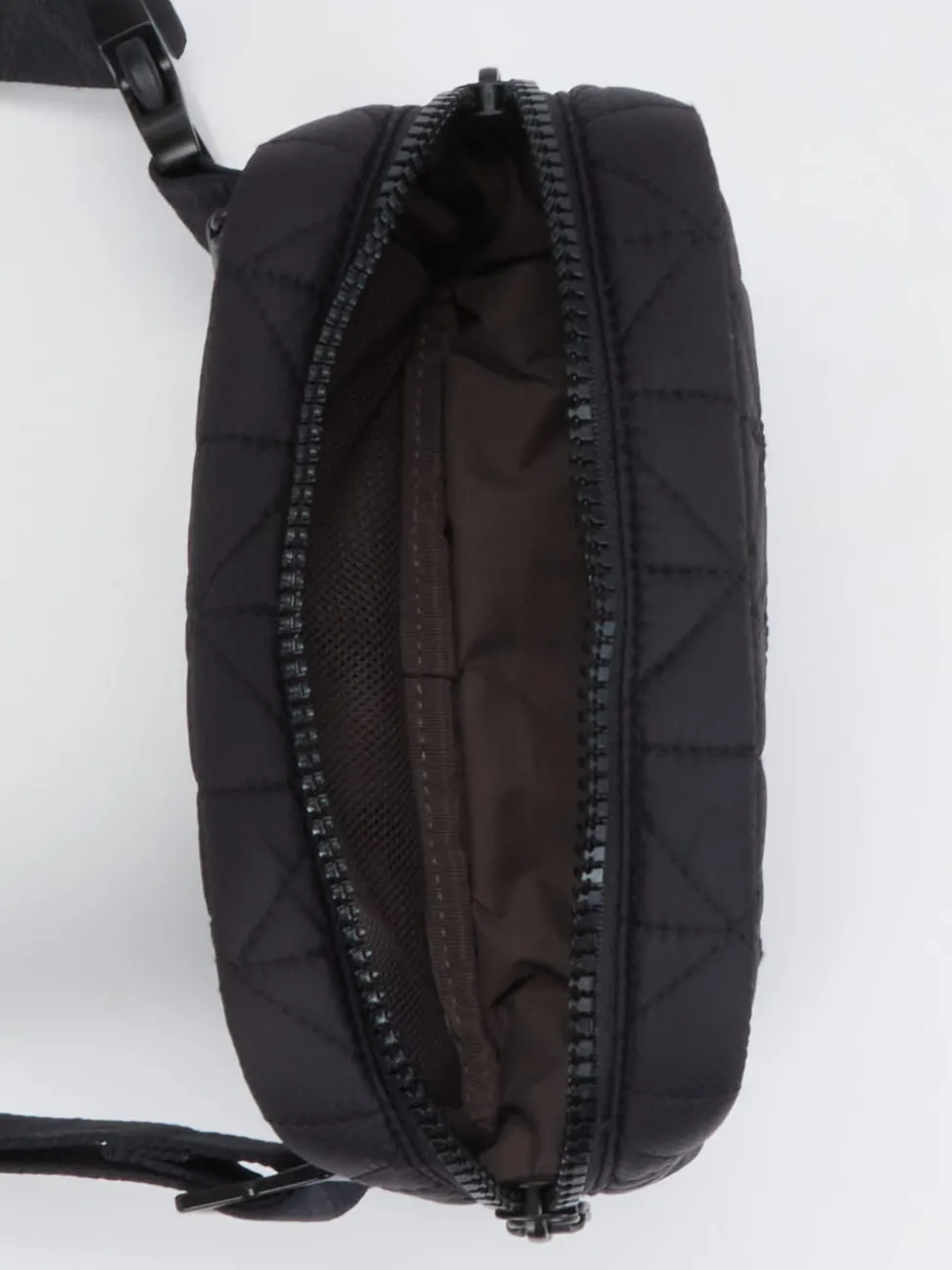 VeeCollective Berlin – Gürteltasche aus Nylon Schwarz