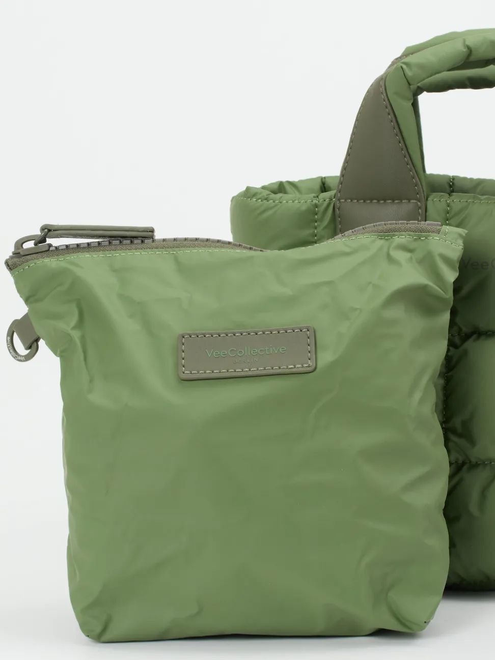 VeeCollective Berlin – Mini-Tote aus Ripstop-Nylon Olivgrün