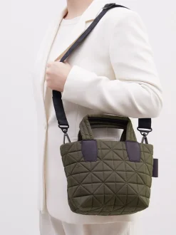 VeeCollective Berlin – Mini Tote Bag aus Nylon olivgrün
