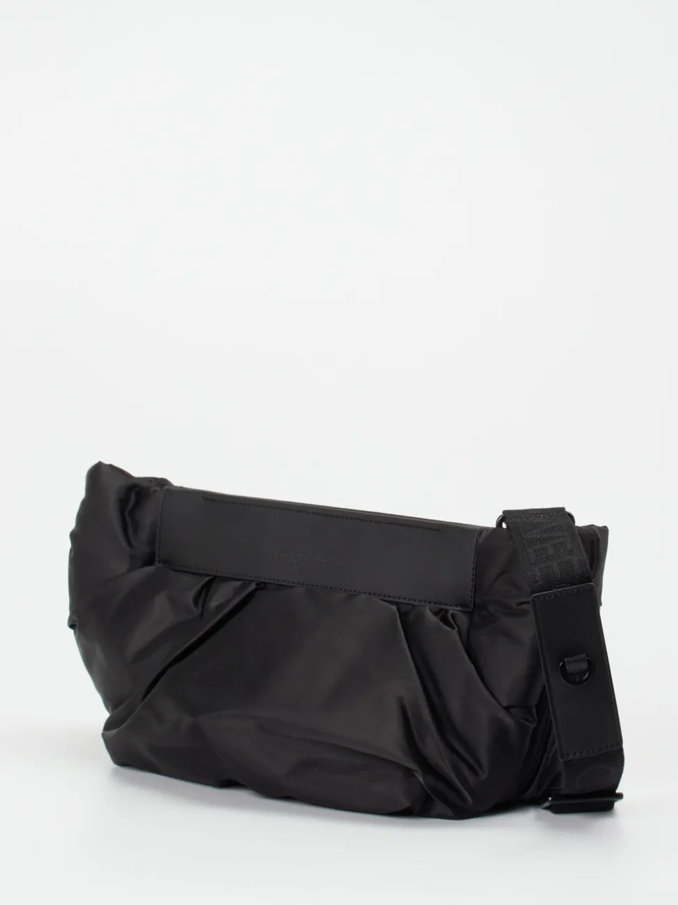 VeeCollective Berlin – Schultertasche aus Nylon Schwarz