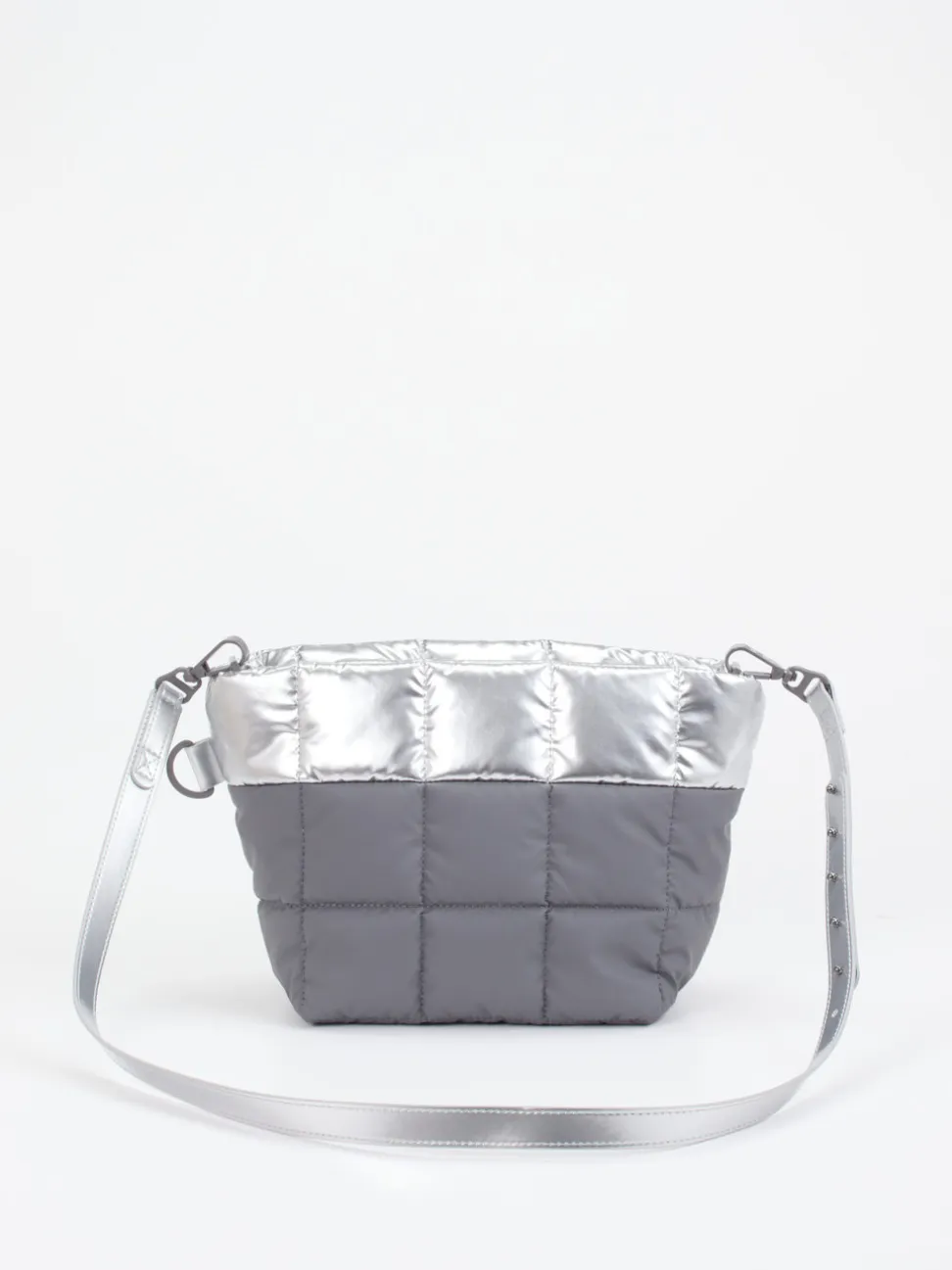 VeeCollective Berlin – Schultertasche aus Nylon in Anthrazit